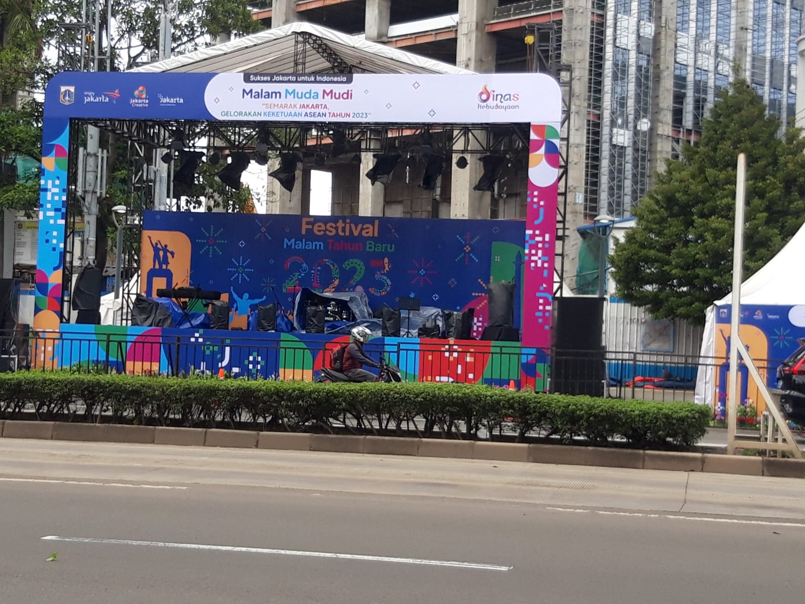 Persiapan Malam Tahun Baru